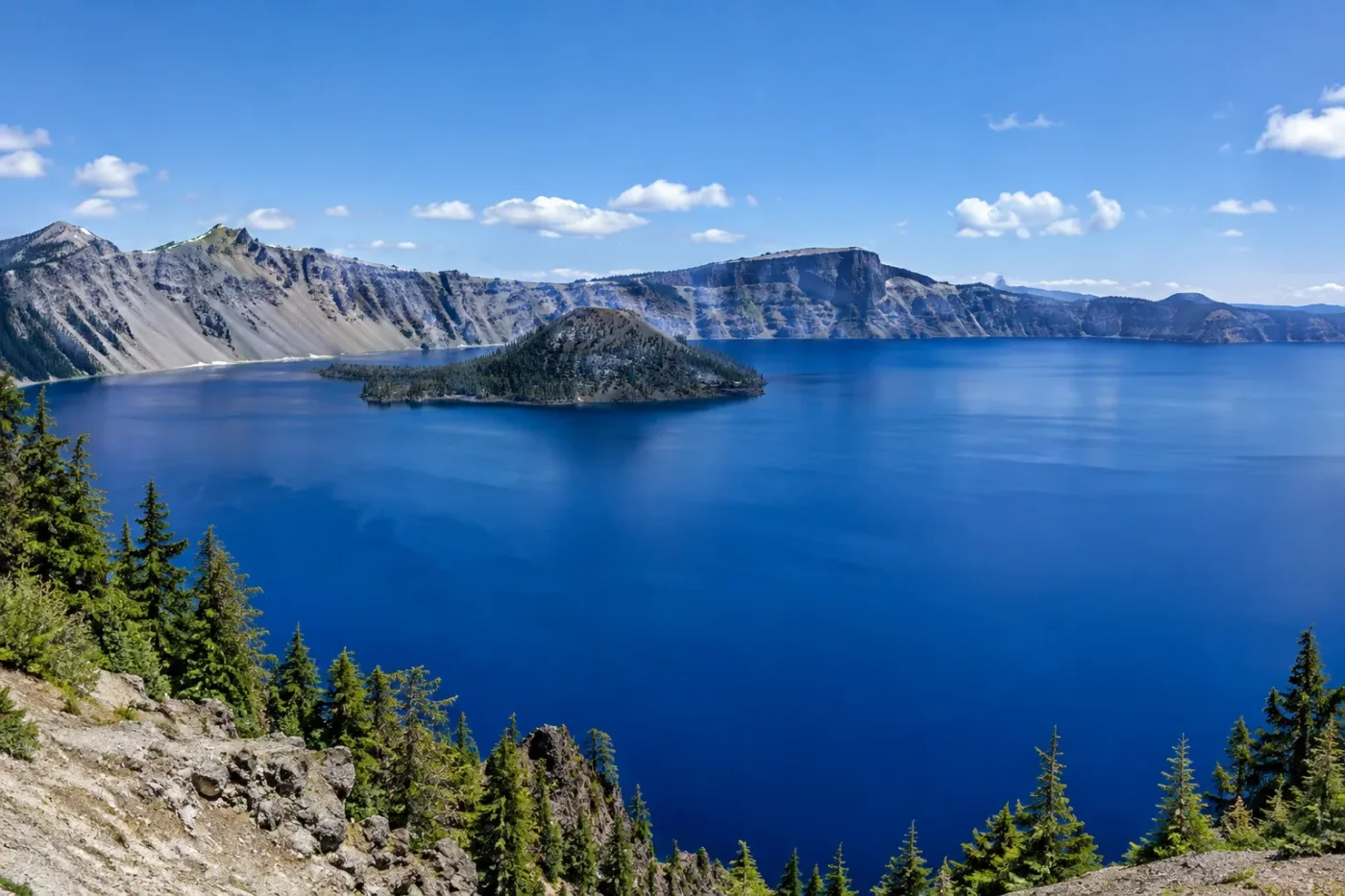 Crater Lake Color: Why Extreme Clarity Creates Such Deep Blue Water lake view